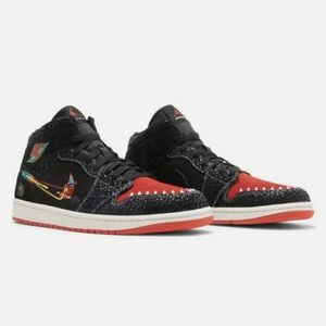 Nike Air Jordan 1 MID SE "Siempre Familia " Sneakers